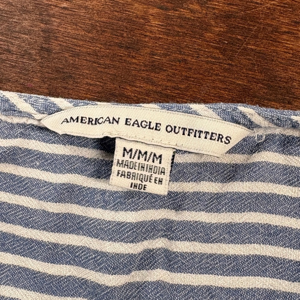 American Eagle Striped Eyelet Crop Top Medium Cottage Coastal Euro Summer Boho - Picture 10 of 11